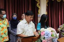 ทน.แม่สอด จัดโครงการอบรมการสุขาภิบาลอาหารสำหรับผู้ประกอบการร้านอาหาร
