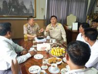 นายกฝอ นายกเทศมนตรีนครแม่สอด จับมือ นายกเทศมนตรีเมืองเมียวดี จัดการแข่งขันฟุตบอลเชื่อมความสัมพันธ์ บ้านพี่-เมืองน้อง แม่สอด-เมียวดี Sister City