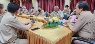 ทน.แม่สอด ให้การต้อนรับข้าราชการโอนย้ายมาดำรงตำแหน่งประจำสำนักงานเทศบาลนครแม่สอด