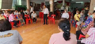 ทน.แม่สอด ร่วมกิจกรรมชมรมผู้สูงอายุชุมชนประชารักษ์ประจำเดือนพฤษภาคม