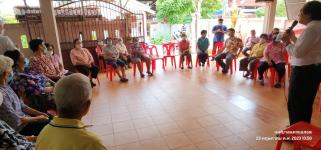 ทน.แม่สอด ร่วมกิจกรรมชมรมผู้สูงอายุชุมชนประชารักษ์ประจำเดือนพฤษภาคม