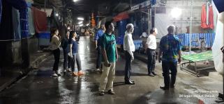 ทน.แม่สอด ดำเนินการฉีดล้างทำความสะอาดตลาดสดเทศบาลนครแม่สอด