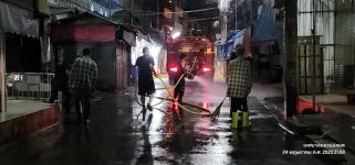 ทน.แม่สอด ดำเนินการฉีดล้างทำความสะอาดตลาดสดเทศบาลนครแม่สอด