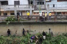 ทน.แม่สอด จัดกิจกรรมจิตอาสาบำเพ็ญสาธารณประโยชน์เนื่องในโอกาสวันเฉลิมพระชนมพรรษาสมเด็จพระนางเจ้าฯ พระบรมราชินี 