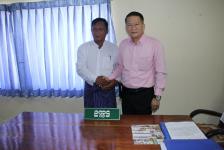 ดร.เทอดเกียรติ ชินสรนันท์ นายกเทศมนตรีนครแม่สอด เดินทางไปจังหวัดเมียวดีพบ นายกเทศมนตรีเมืองเมียวดี สร้างความสัมพันธ์ Sister City