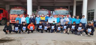 ทน.แม่สอด รับมอบหน้ากากป้องกันสารพิษและแว่นตา จากบริษัท คลีน แพลนนิ่ง จำกัด