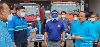 ทน.แม่สอด รับมอบหน้ากากป้องกันสารพิษและแว่นตา จากบริษัท คลีน แพลนนิ่ง จำกัด