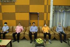 ทน.แม่สอด พิธีมอบป้าย “ร้านอาหารสะอาด รสชาติอร่อย” โครงการอบรมการสุขาภิบาลอาหารสำหรับผู้ประกอบการร้านอาหาร