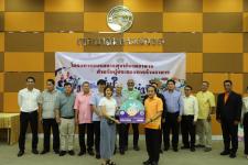 ทน.แม่สอด พิธีมอบป้าย “ร้านอาหารสะอาด รสชาติอร่อย” โครงการอบรมการสุขาภิบาลอาหารสำหรับผู้ประกอบการร้านอาหาร