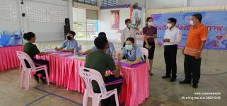 ทน.แม่สอด ลงพื้นที่ตรวจคัดกรองสุขภาพเด็กวัยเรียน ณ โรงเรียนเทศบาลเฉลิมพระเกียรติฯ