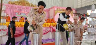 ทน.แม่สอด ร่วมพิธีหล่อเทียนจำนำพรรษา โรงเรียนเทศบาลวัดดอนแก้ว ประจำปีการศึกษา 2566