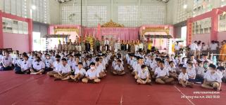 ทน.แม่สอด ร่วมพิธีหล่อเทียนจำนำพรรษา โรงเรียนเทศบาลวัดดอนแก้ว ประจำปีการศึกษา 2566
