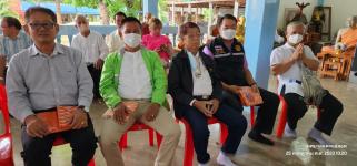 ทน.แม่สอด ร่วมพิธีถวายเทียนจำนำพรรษา ชมรมผู้สูงอายุเทศบาลนครแม่สอด