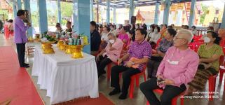 ทน.แม่สอด ร่วมพิธีถวายเทียนจำนำพรรษา ชมรมผู้สูงอายุเทศบาลนครแม่สอด
