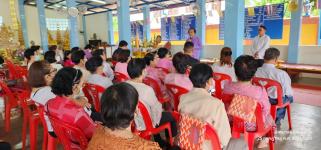 ทน.แม่สอด ร่วมพิธีถวายเทียนจำนำพรรษา ชมรมผู้สูงอายุเทศบาลนครแม่สอด