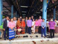 ทน.แม่สอด ร่วมพิธีถวายเทียนจำนำพรรษา ชมรมผู้สูงอายุเทศบาลนครแม่สอด