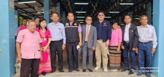 ทน.แม่สอด ร่วมพิธีถวายเทียนจำนำพรรษา ชมรมผู้สูงอายุเทศบาลนครแม่สอด