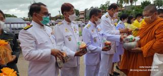 ทน.แม่สอด ร่วมพิธีทำบุญตักบาตรและร่วมถวายสัตย์ปฏิญาณเพื่อเป็นข้าราชการที่ดี เนื่องในโอกาสวันเฉลิมพระชนมพรรษา 71 พรรษา   28 กรกฎาคม 2566