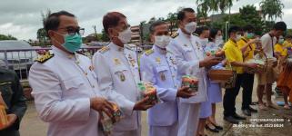 ทน.แม่สอด ร่วมพิธีทำบุญตักบาตรและร่วมถวายสัตย์ปฏิญาณเพื่อเป็นข้าราชการที่ดี เนื่องในโอกาสวันเฉลิมพระชนมพรรษา 71 พรรษา   28 กรกฎาคม 2566