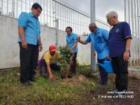 ทน.แม่สอด จัดกิจกรรมปลูกต้นไม้เฉลิมพระเกียรติฯ เนื่องในวันแม่แห่งชาติ ประจำปี 2566   