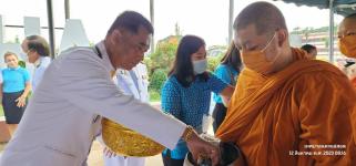 ทน.แม่สอด เข้าร่วมพิธีทำบุญตักบาตรและถวายพระพรชัยมงคลสมเด็จพระนางเจ้าสิริกิติ์ พระบรมราชินีนาถ พระบรมราชชนนี  พันปีหลวง 12 สิงหาคม 2566