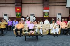 จัดพิธีมอบวุฒิบัตรให้แก่ผู้สำเร็จการศึกษา “วิชชาลัยสูงวัยนครแม่สอด” 