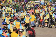 ดร.เทอดเกียรติ ชินสรนันท์  นายกเทศมนตรีนครแม่สอด นำคณะผู้บริหาร สมาชิกสภาเทศบาลนครแม่สอด  ข้าราชการ พนักงาน ร่วมกิจกรรม Bike For Dad ปั่นเพื่อพ่อ