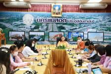 ทน.แม่สอด จัดประชุมเจ้าหน้าที่ฝ่ายดำเนินการในระบบการให้บริการประชาชน One Stop Service เทศบาลนครแม่สอด