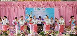 ทน.แม่สอด รับมอบวัสดุอุปกรณ์สื่อการเรียนฯ จากผู้ว่าฯ ตาก พร้อมคณะเหล่ากาชาด จ.ตาก