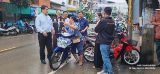 ทน.แม่สอด ดำเนินการฉีดล้างทำความสะอาดตลาดสดบ้านเหนือ
