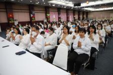 ทน.แม่สอด จัดโครงการฝึกอบรมส่งเสริมคุณธรรมจริยธรรมบุคลากรในสังกัดเทศบาลนครแม่สอด