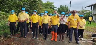 ทน.แม่สอด ร่วมกิจกรรมการขับเคลื่อนต่อยอด แนวทางน้อมนำแนวพระราชดำริฯ สู่ปฏิบัติการปลูกผักสวนครัว เพื่อสร้างความมั่นคงทางด้านอาหาร ประจำปี 2566