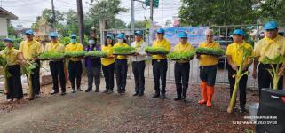 ทน.แม่สอด ร่วมกิจกรรมการขับเคลื่อนต่อยอด แนวทางน้อมนำแนวพระราชดำริฯ สู่ปฏิบัติการปลูกผักสวนครัว เพื่อสร้างความมั่นคงทางด้านอาหาร ประจำปี 2566