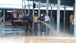 ทน.แม่สอดพ่นยาฆ่าเชื้อวัดบุญญาวาสต้านภัยโควิด-19