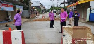 ทน.แม่สอด ลงพื้นที่ติดตามความเรียบร้อยการซ่อมแซมคอสะพานร่วมแรง 