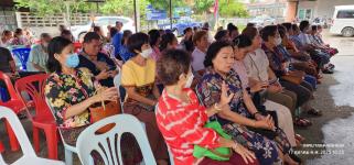 ทน.แม่สอด เข้าร่วมพิธีทำบุญทอดผ้าป่าสามัคคี ชุมชนปู่แดง