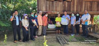 ทน.แม่สอด ลงพื้นที่มอบสิ่งของอุปโภคบริโภคให้แก่ผู้ยากไร้และผู้ป่วยติดเตียง ในเขตเทศบาลนครแม่สอด