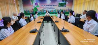 ทน.แม่สอด มอบใบประกาศเกียรติบัตร ผู้ผ่านการฝึกประสบการณ์ด้านการแพทย์และสาธารณสุข คลินิกชุมชนอบอุ่น 