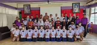 ทน.แม่สอด มอบทุนการศึกษาให้แก่นักเรียน โรงเรียนเทศบาลวัดบุญญาวาส