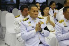 พิธีทำบุญตักบาตร เพื่อเฉลิมพระเกียรติสมเด็จพระเจ้าอยู่หัวมหาวชิราลงกรณ บดินทรเทพยวรางกูร
