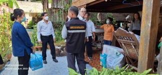 ทน.แม่สอด ลงพื้นที่มอบสิ่งของอุปโภคบริโภคให้แก่ผู้สูงอายุและผู้ป่วยติดเตียง ชุมชนบ้านเหนือสามัคคีและชุมชนบ้านทุ่ง