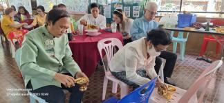 ทน.แม่สอด เข้าร่วมพิธีทำบุญทอดผ้าป่าสามัคคี ชุมชนสักทอง