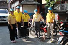 ทน.แม่สอด จัดกิจกรรมจิตอาสาพัฒนาปรับปรุงภูมิทัศน์ เพื่อถวายเป็นพระราชกุศล วันคล้ายวันพระบรมราชสมภพ พระบาทสมเด็จพระบรมชนกาธิเบศร มหาภูมิพลอดุลยเดชมหาราช บรมนาถบพิตร วันชาติและวันพ่อแห่งชาติ 