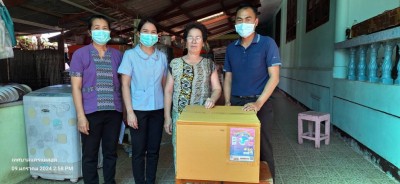 ทน.แม่สอด ลงพื้นที่มอบสิ่งของอุปโภคบริโภคให้แก่ผู้สูงอายุ และผู้ป่วยติดเตียง ชุมชนสองแคว 1 ชุมชนสองแคว 2 และ ชุมชนตาลเดี่ยว