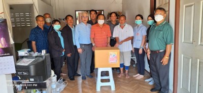ทน.แม่สอด ลงพื้นที่มอบสิ่งของอุปโภคบริโภคให้แก่ผู้สูงอายุ และผู้ป่วยติดเตียง ชุมชนร่วมแรง