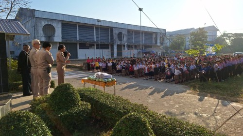 ทน.แม่สอด พบปะนักเรียนและร่วมกิจกรรมหน้าเสาธง ณ โรงเรียนเทศบาลวัดดอนแก้ว