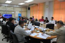 เทศบาลนครแม่สอด จัดการประชุมคณะผู้บริหารและหัวหน้าส่วนราชการเทศบาลนครแม่สอด