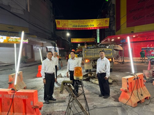 ทน.แม่สอด ลงพื้นที่ติดตามความคืบหน้าโครงการก่อสร้างระบบจำหน่ายไฟฟ้าเป็นเคเบิลใต้ดิน บริเวณถนนประสาทวิถี