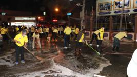 ทน.แม่สอดล้างเมืองต้านโควิด-19