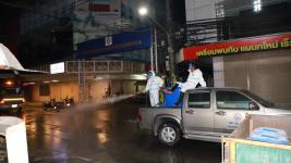 ทน.แม่สอดล้างเมืองต้านโควิด-19